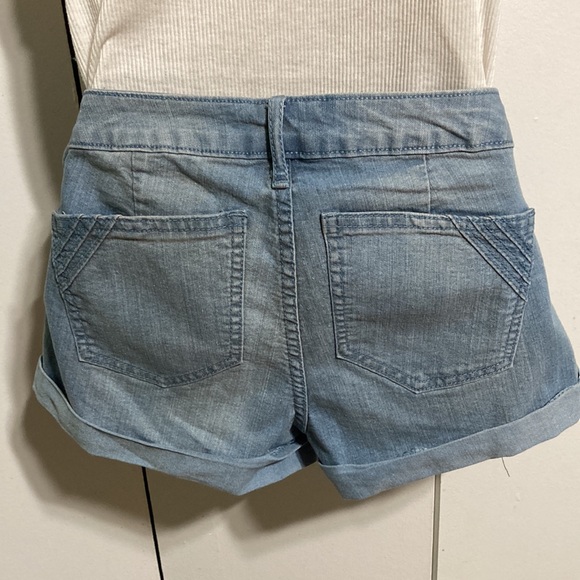 Forever 21 Premium Denim Shorty Shorts Blue Jeans Womens Size 26 - Picture 13 of 16